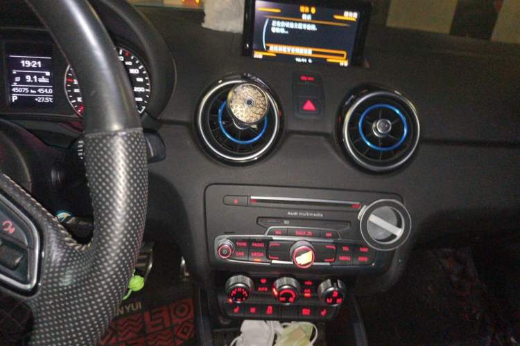 Used Audi A1 2016 30 TFSI Sportback S Line Sports Edition Audio And AC Panel