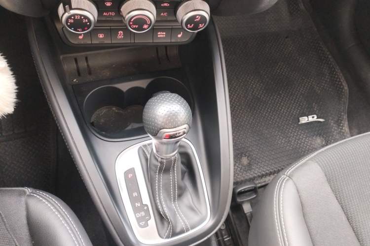Used Audi A1 2016 30 TFSI Sportback S Line Sports Edition Gear Lever
