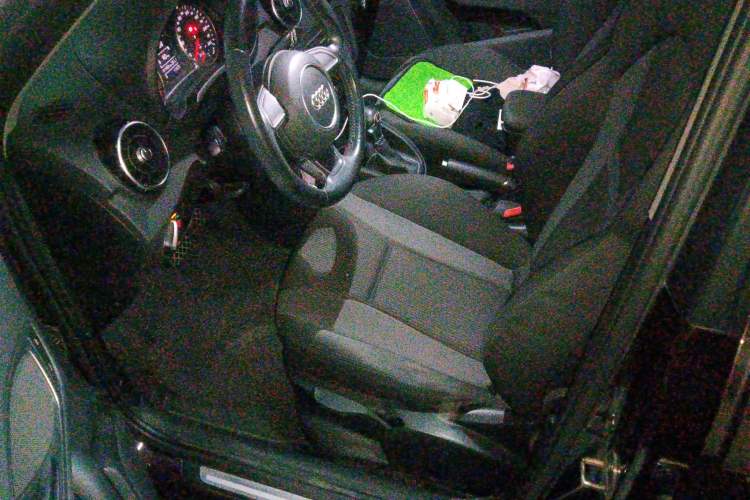 Used Audi A1 2016 30 TFSI Sportback Design Fashion Edition Driver Seat
