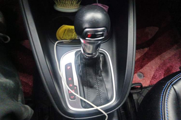 Used Audi A1 2016 30 TFSI Sportback Design Fashion Edition Gear Lever