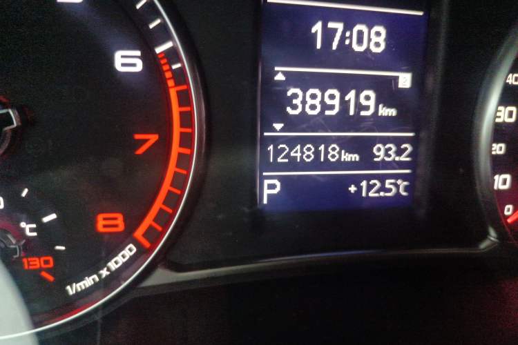 Used Audi A1 2016 30 TFSI Sportback Design Fashion Edition Odometer Close Up