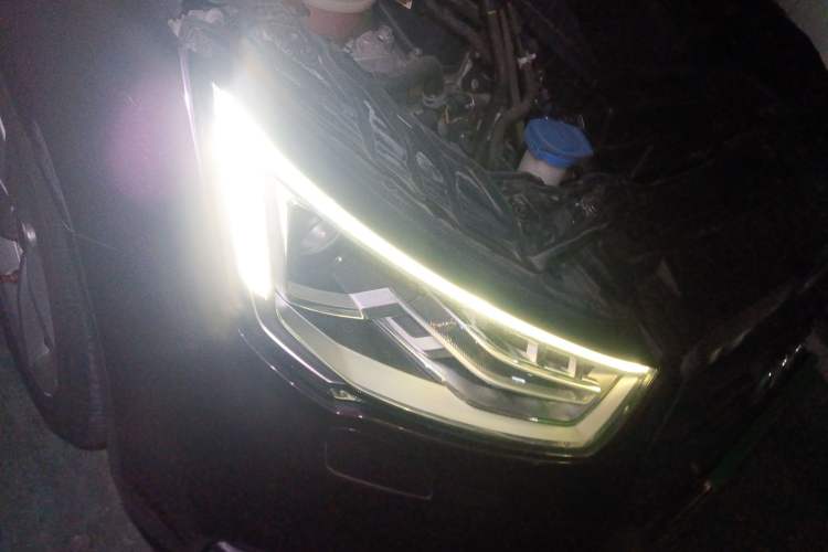 Used Audi A1 2016 30 TFSI Sportback Design Fashion Edition Right Front Headlight
