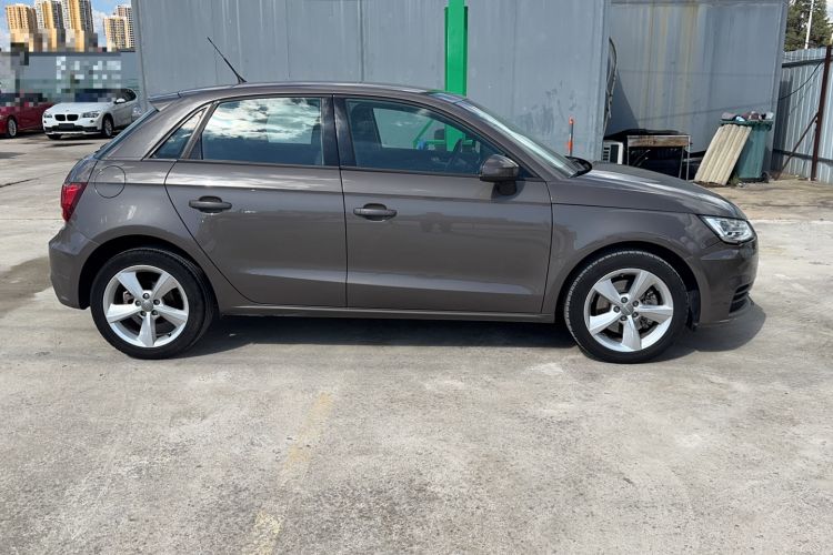 Used Audi A1 2016 30 TFSI Sportback Design Fashion Edition Exterior 3