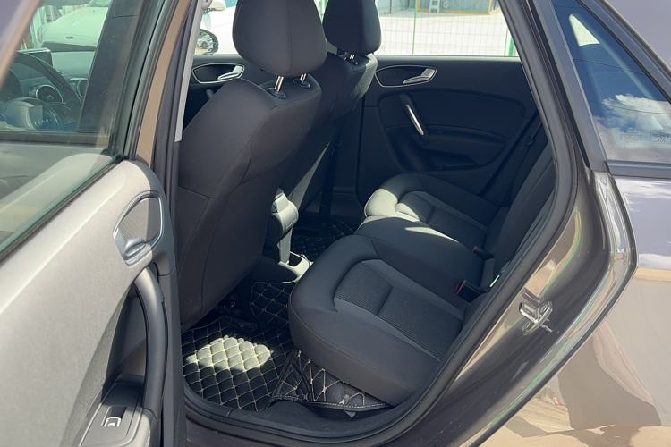 Used Audi A1 2016 30 TFSI Sportback Design Fashion Edition Interior 1