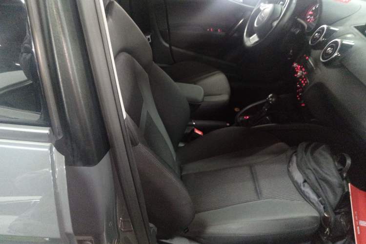 Used Audi A1 2016 30 TFSI Sportback Design Fashion Edition Right Front Seat