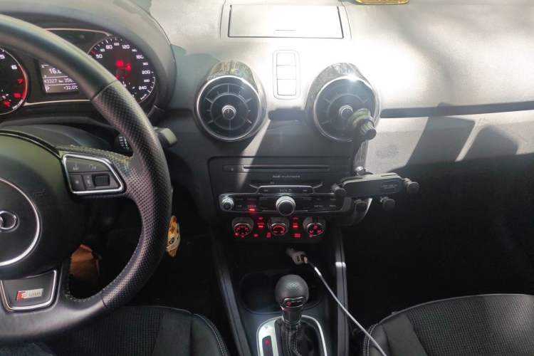 Used Audi A1 2016 30 TFSI Sportback S Line Sports Edition Audio And AC Panel