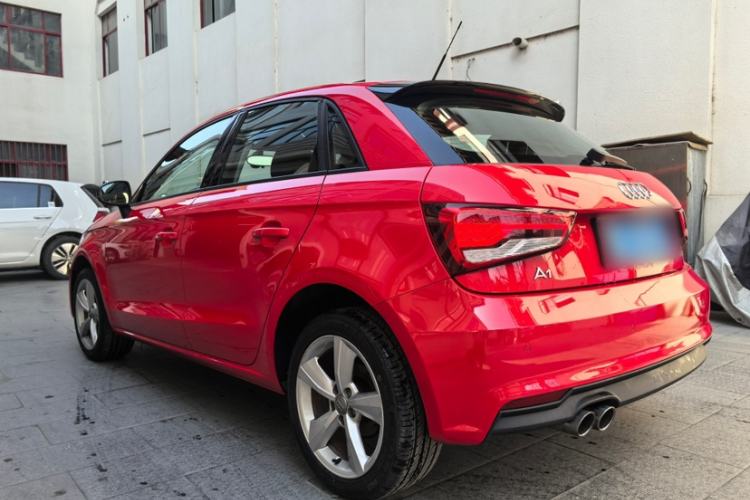 Used Audi A1 2016 30 TFSI Sportback Design Fashion Edition Exterior 2
