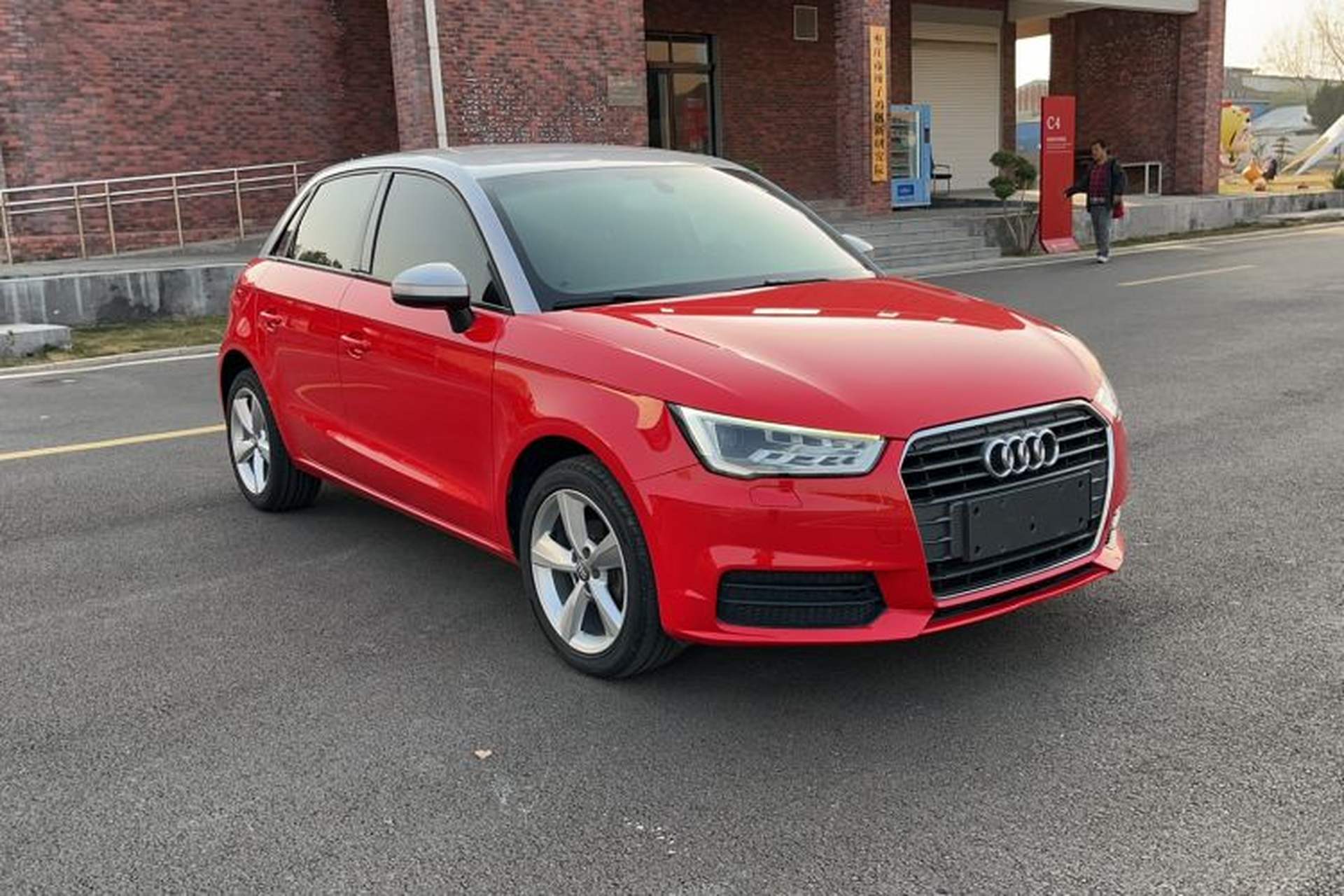 Used Audi A1 2016 30 TFSI Sportback Design Fashion Edition Exterior 2