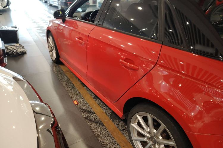 Used Audi A1 2016 30 TFSI Sportback S Line Sports Edition Exterior 3