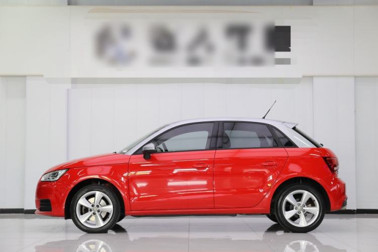 Used Audi A1 2016 30 TFSI Sportback Design Fashion Edition Exterior 4
