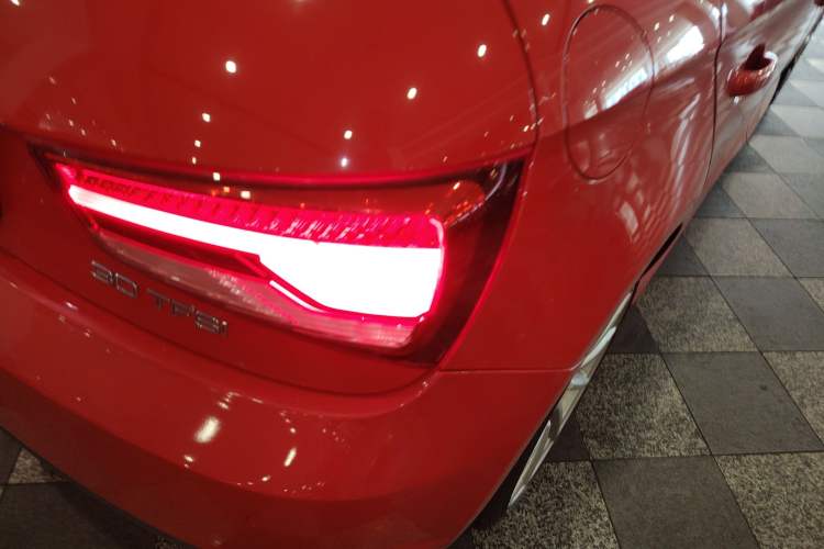 Used Audi A1 2016 30 TFSI Sportback S Line Sports Edition Exterior 6