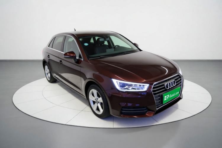 Used Audi A1 2016 30 TFSI Sportback Design Fashion Edition Front Right 45 Deg