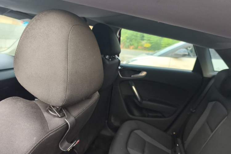 Used Audi A1 2016 30 TFSI Sportback Design Fashion Edition Headliner
