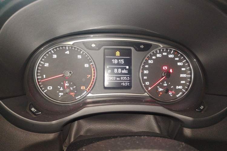 Used Audi A1 2016 30 TFSI Sportback Design Fashion Edition Instrument Cluster