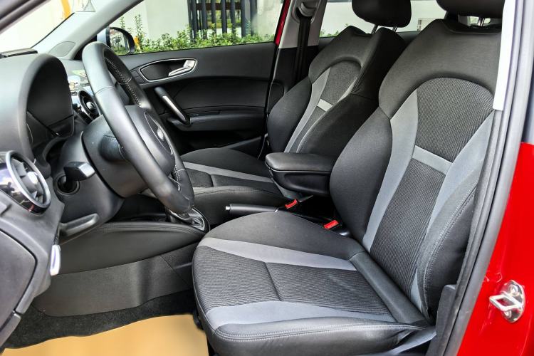 Used Audi A1 2016 30 TFSI Sportback Design Fashion Edition Interior 2