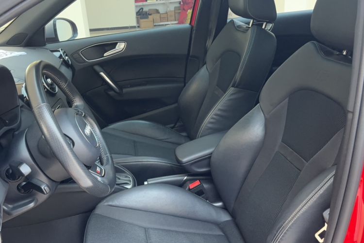 Used Audi A1 2016 30 TFSI Sportback S Line Sports Edition Interior 3
