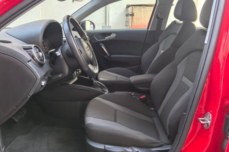 Used Audi A1 2016 30 TFSI Sportback Design Fashion Edition Interior 4