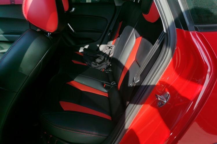 Used Audi A1 2016 30 TFSI Sportback Design Fashion Edition Interior 4