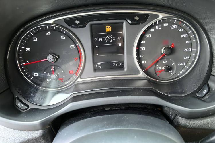 Used Audi A1 2016 30 TFSI Sportback Design Fashion Edition Interior 4