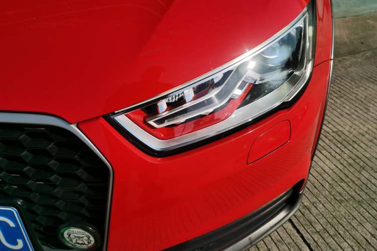 Used Audi A1 2016 30 TFSI Sportback Design Fashion Edition Left Front Headlight