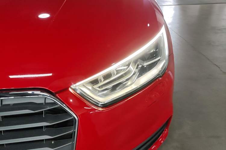 Used Audi A1 2016 30 TFSI Sportback Design Fashion Edition Left Front Headlight
