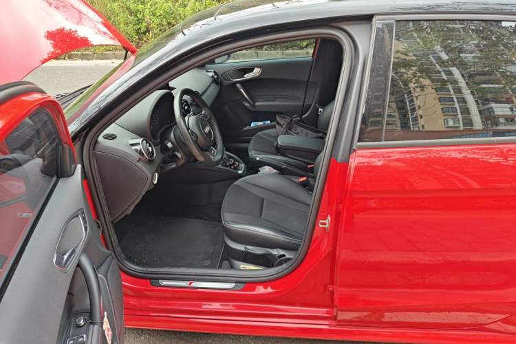 Used Audi A1 2016 30 TFSI Sportback S Line Sports Edition Left Front Seat