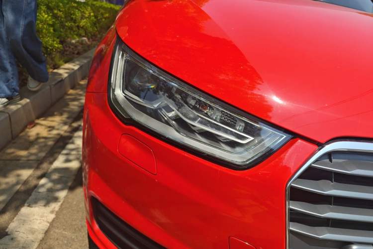 Used Audi A1 2016 30 TFSI Sportback Design Fashion Edition Right Front Headlight