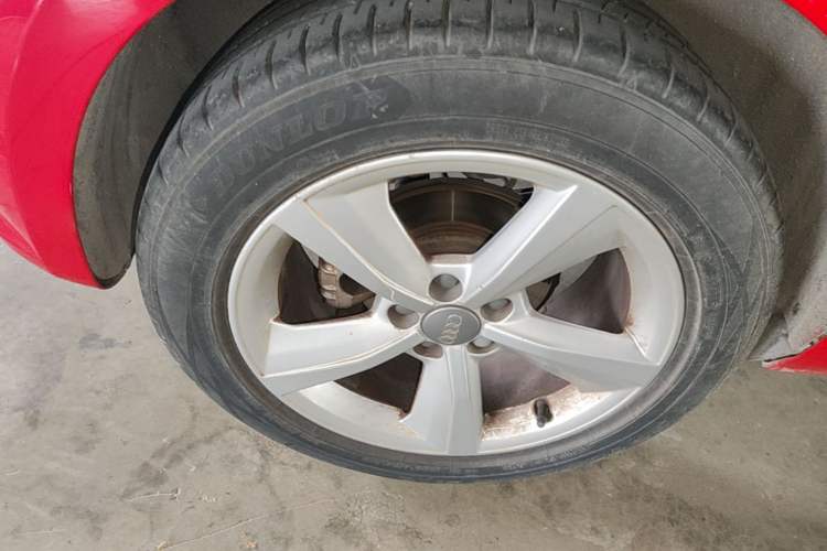 Used Audi A1 2016 30 TFSI Sportback Design Fashion Edition Right Rear Wheel Hub