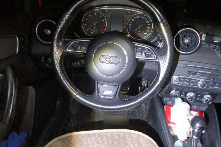 Used Audi A1 2016 30 TFSI Sportback S Line Sports Edition Steering Wheel
