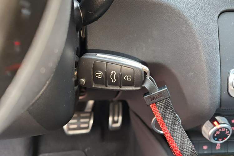 Used Audi A1 2016 30 TFSI Sportback S Line Sports Edition Vehicle Key