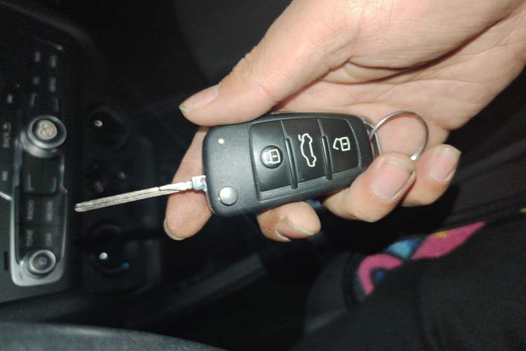 Used Audi A1 2016 30 TFSI Sportback Design Fashion Edition Vehicle Key