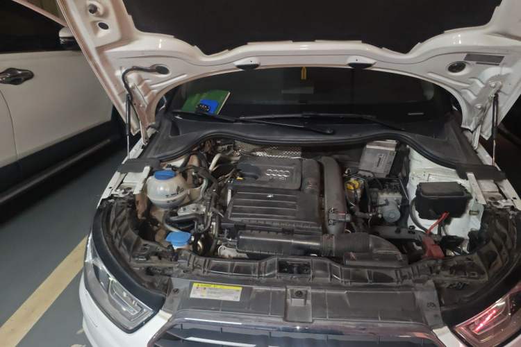 Used Audi A1 2016 30 TFSI Sportback Design Fashion Edition Engine Bay Right