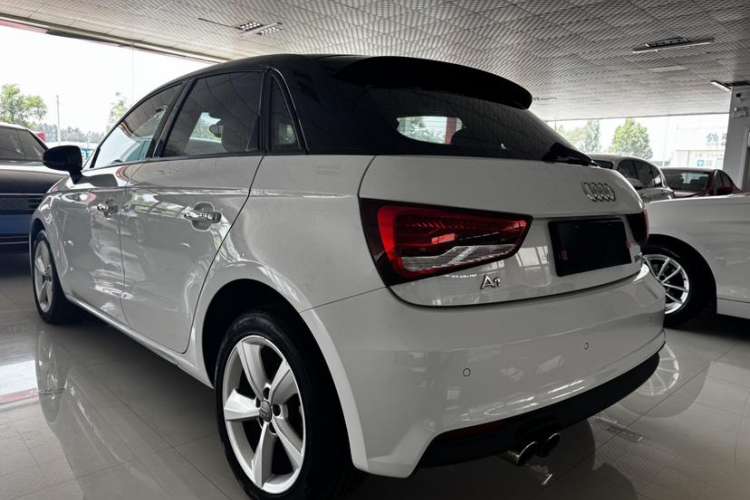 Used Audi A1 2016 30 TFSI Sportback Design Fashion Edition Exterior 4