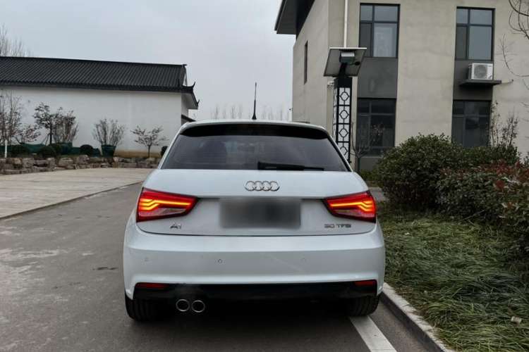 Used Audi A1 2016 30 TFSI Sportback Design Fashion Edition Exterior 6