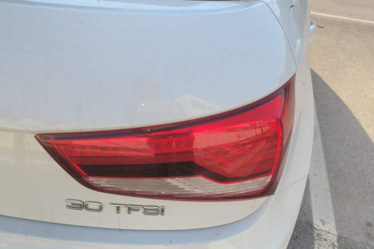 Used Audi A1 2016 30 TFSI Sportback Design Fashion Edition Exterior 6
