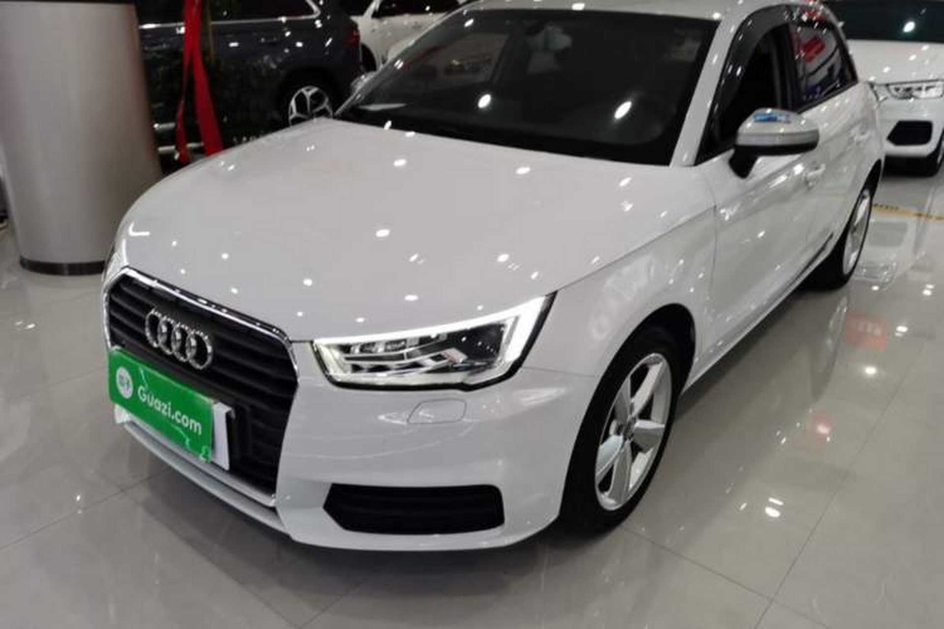 Used Audi A1 2016 30 TFSI Sportback Design Fashion Edition Front Left 45 Deg