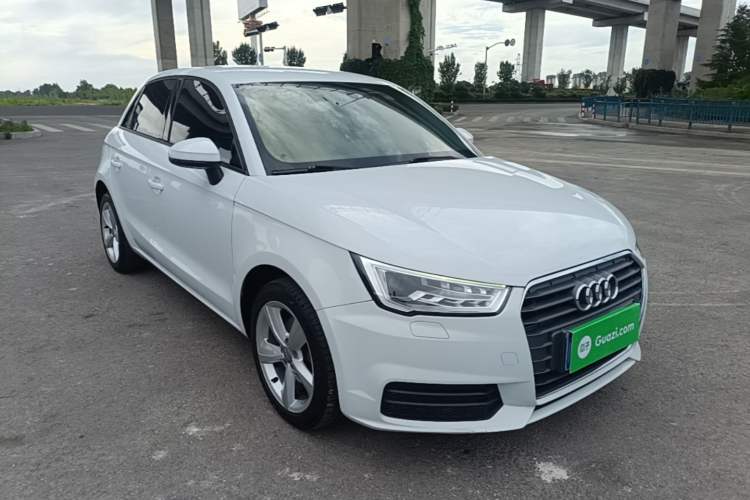 Used Audi A1 2016 30 TFSI Sportback Design Fashion Edition Front Right 45 Deg