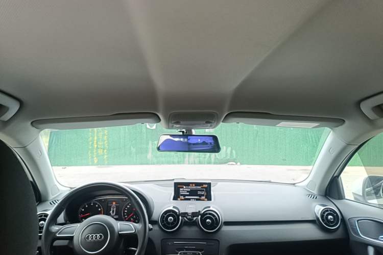 Used Audi A1 2016 30 TFSI Sportback Design Fashion Edition Headliner