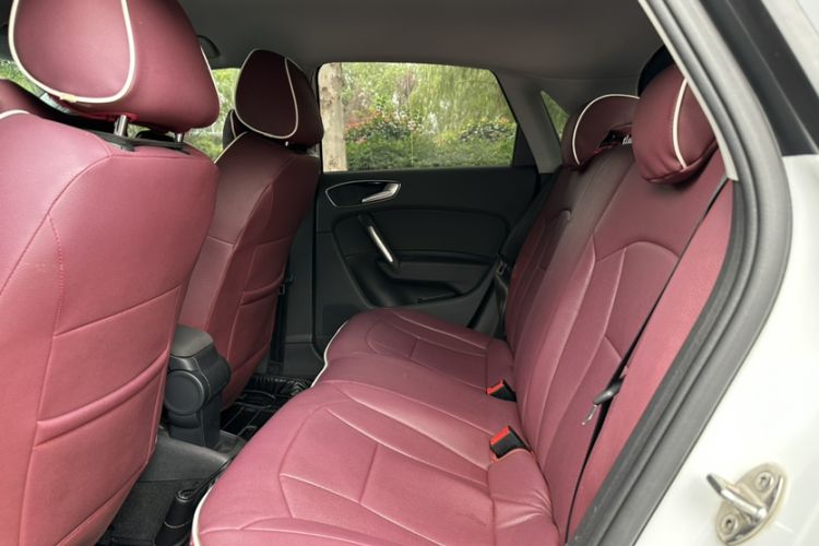 Used Audi A1 2016 30 TFSI Sportback Design Fashion Edition Interior 1