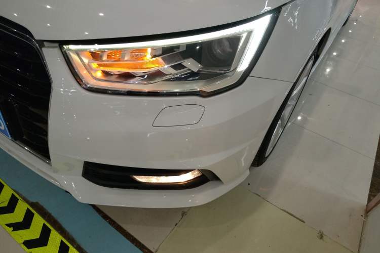Used Audi A1 2016 30 TFSI Sportback S Line Sports Edition Left Front Headlight