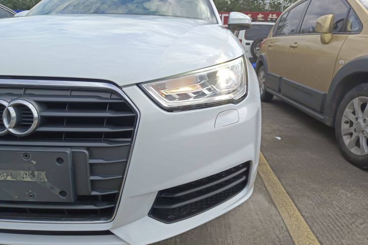 Used Audi A1 2016 30 TFSI Sportback Design Fashion Edition Left Front Headlight