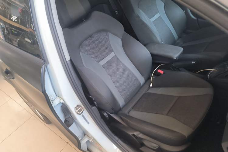 Used Audi A1 2016 30 TFSI Sportback Design Fashion Edition Right Front Seat
