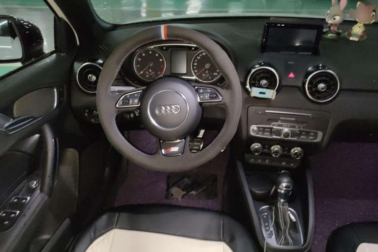 Used Audi A1 2016 30 TFSI Sportback S Line Sports Edition Steering Wheel