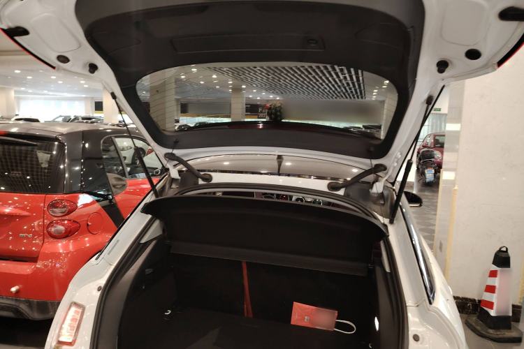 Used Audi A1 2016 30 TFSI Sportback Design Fashion Edition Trunk