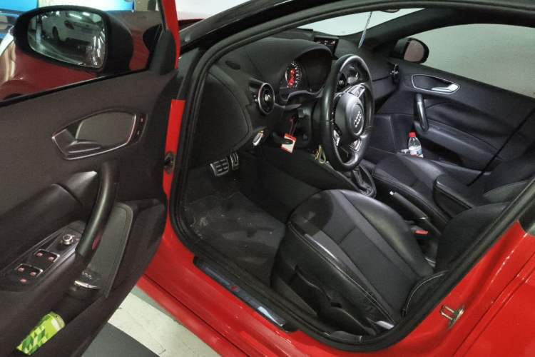 Used Audi A1 2018 30 TFSI Limited Edition Collector's Model Driver Seat