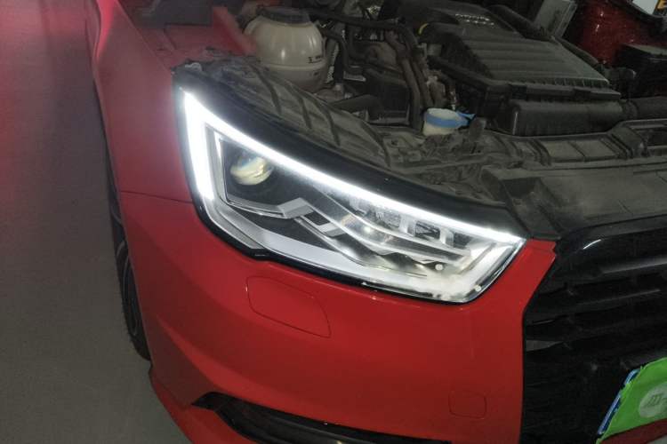 Used Audi A1 2018 30 TFSI Limited Edition Collector's Model Right Front Headlight