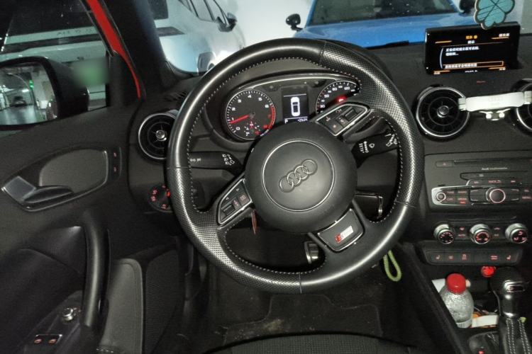 Used Audi A1 2018 30 TFSI Limited Edition Collector's Model Steering Wheel