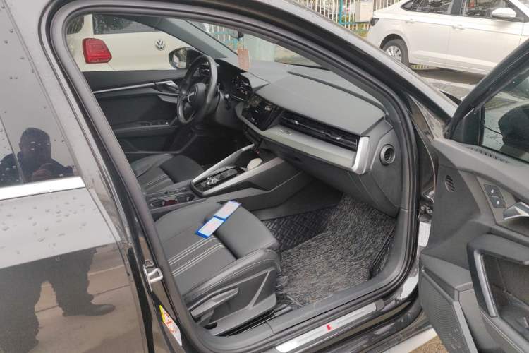 Used Audi A3 2021 Sportback 35 TFSI Fashionable Sports Model Interior 9