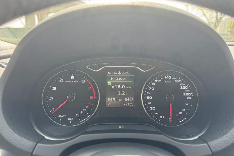 Used Audi A3 2017 Limousine 40 TFSI Style Edition Odometer Close Up