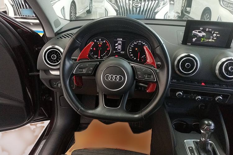 Used Audi A3 2019 Limousine 35 TFSI Sporty Version China VI Steering Wheel